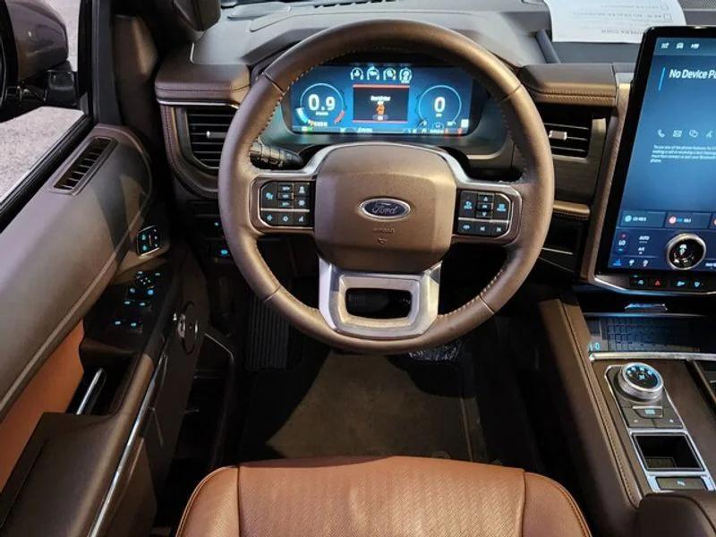 used 2024 Ford Expedition car, priced at $71,995
