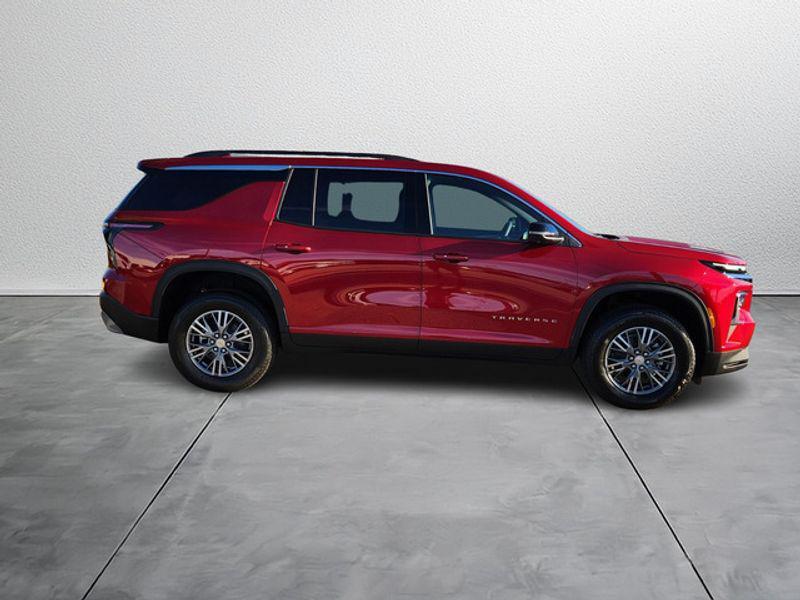 new 2026 Chevrolet Traverse car, priced at $45,415