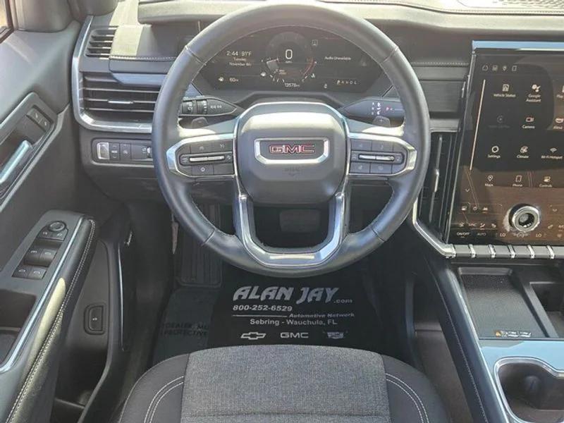 used 2025 GMC Acadia car, priced at $40,350