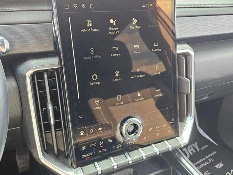 used 2025 GMC Acadia car, priced at $40,350