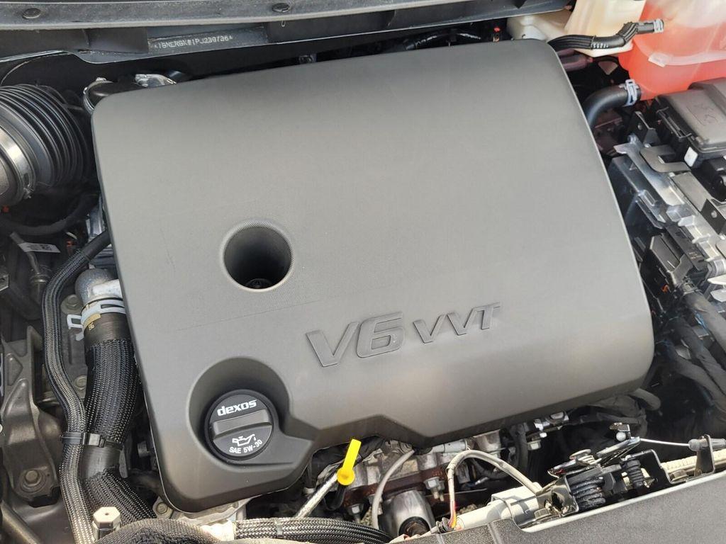 used 2023 Chevrolet Traverse car, priced at $34,991