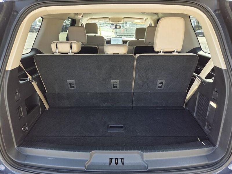 used 2023 Ford Expedition car, priced at $49,968