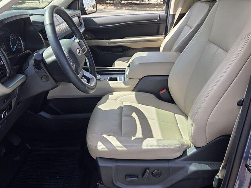 used 2023 Ford Expedition car, priced at $49,968
