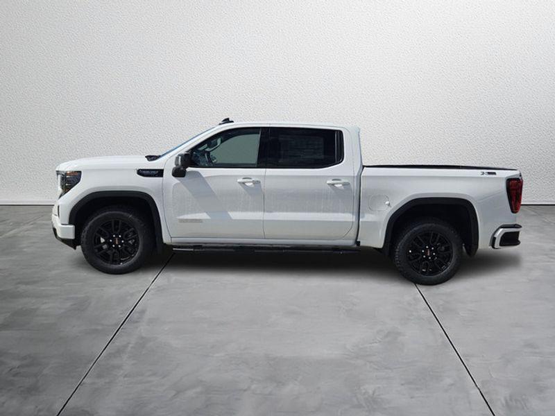 new 2026 GMC Sierra 1500 car, priced at $59,329