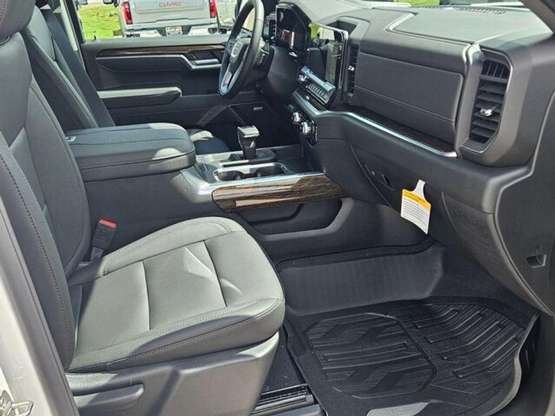 new 2026 GMC Sierra 1500 car, priced at $59,329