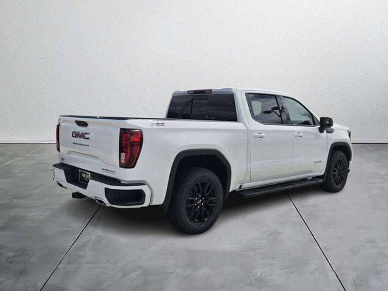new 2026 GMC Sierra 1500 car, priced at $59,329