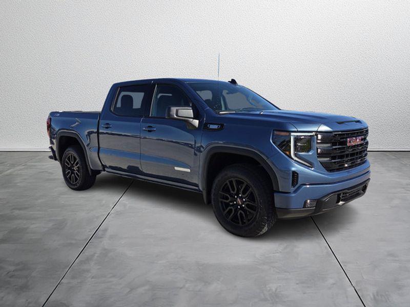 new 2026 GMC Sierra 1500 car, priced at $58,118