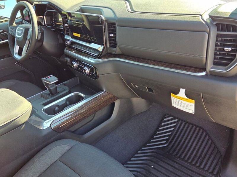 new 2026 GMC Sierra 1500 car, priced at $58,118