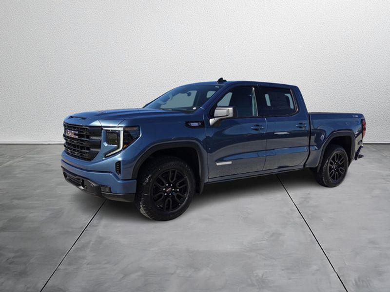 new 2026 GMC Sierra 1500 car, priced at $58,118