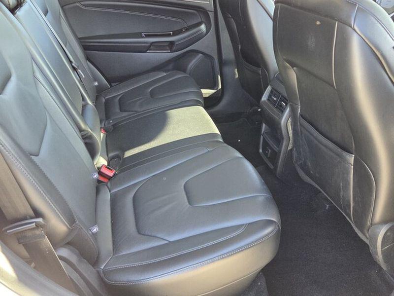 used 2018 Ford Edge car, priced at $13,018