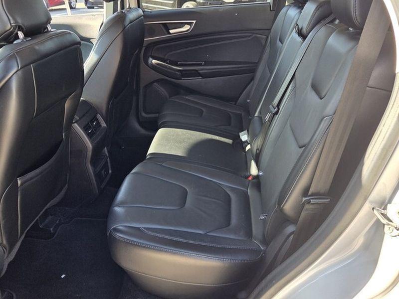 used 2018 Ford Edge car, priced at $13,018