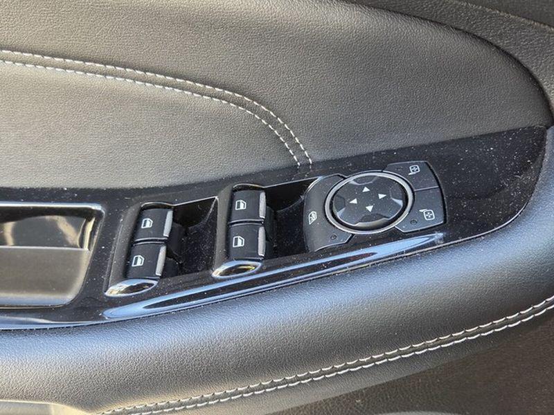 used 2018 Ford Edge car, priced at $13,018