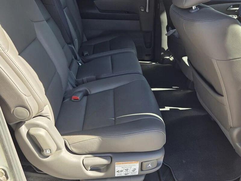used 2013 Honda Odyssey car, priced at $14,000