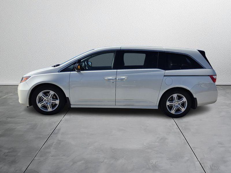 used 2013 Honda Odyssey car, priced at $14,000