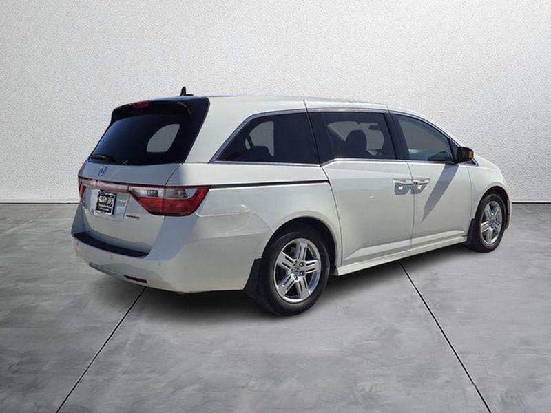 used 2013 Honda Odyssey car, priced at $14,000