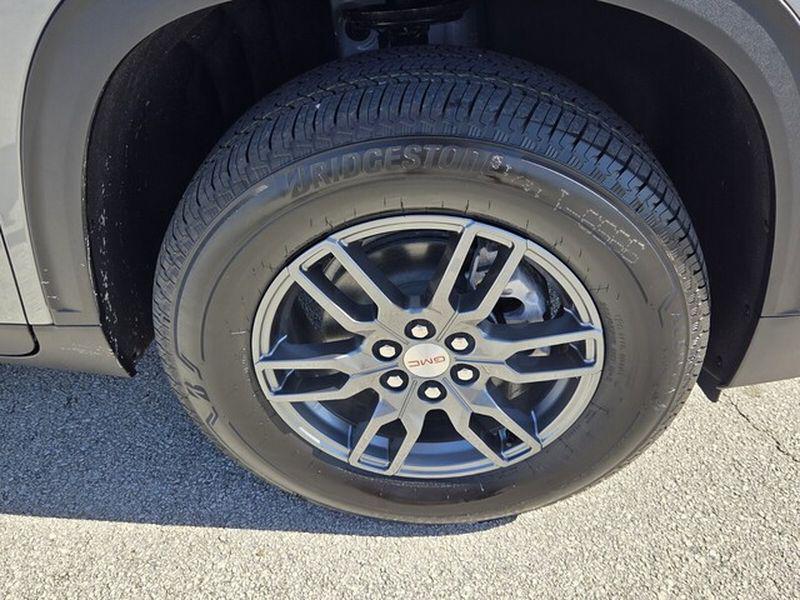 new 2026 GMC Acadia car, priced at $46,090