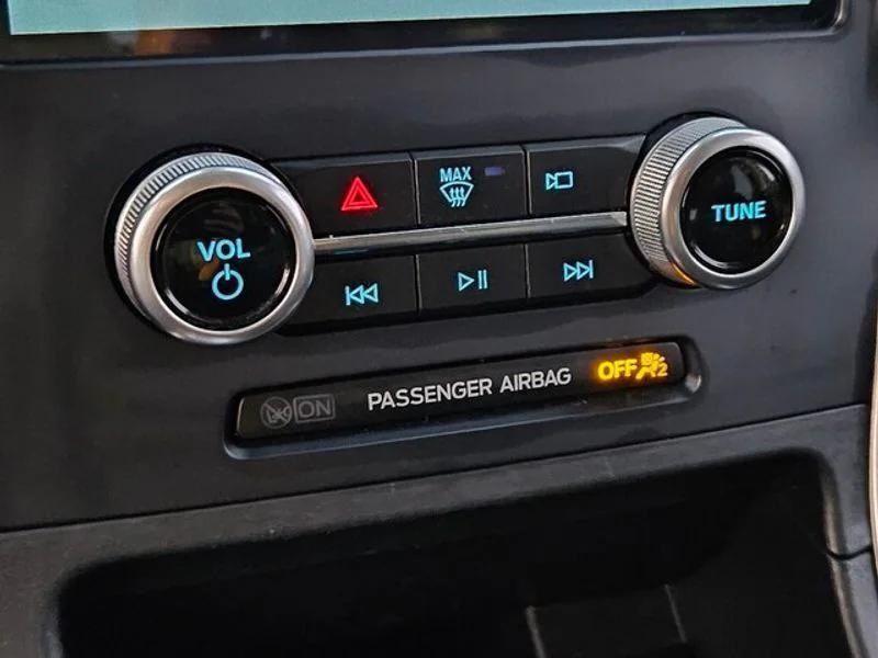 used 2023 Ford Edge car, priced at $19,995