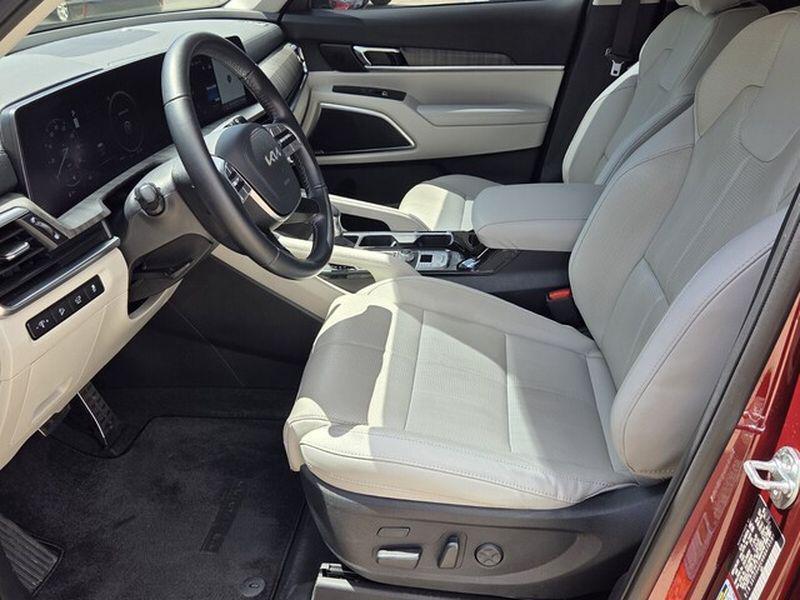 used 2024 Kia Telluride car, priced at $37,997