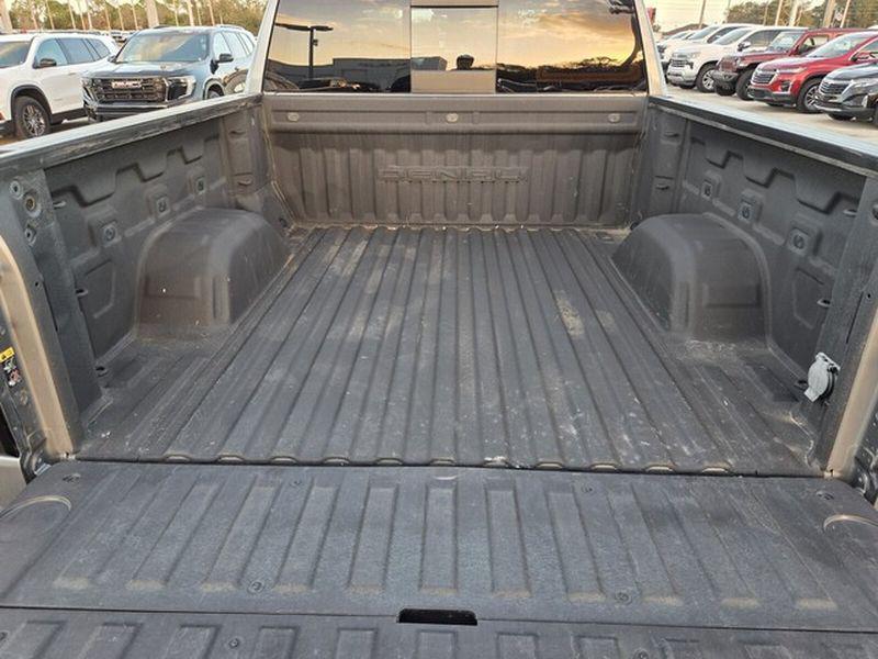 used 2021 GMC Sierra 1500 car, priced at $40,586