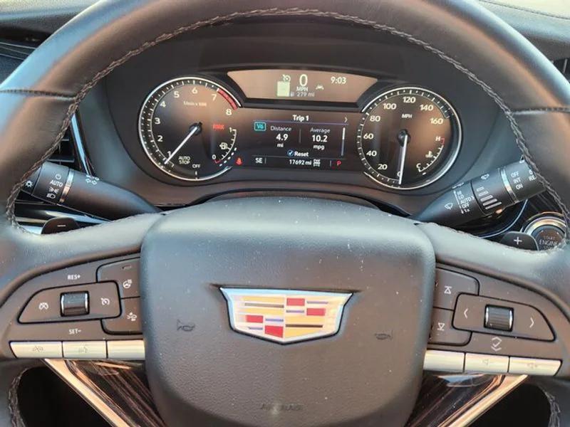 used 2025 Cadillac XT6 car, priced at $47,695