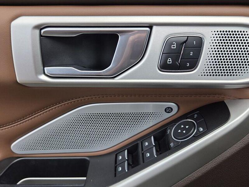 used 2022 Ford Explorer car, priced at $32,998