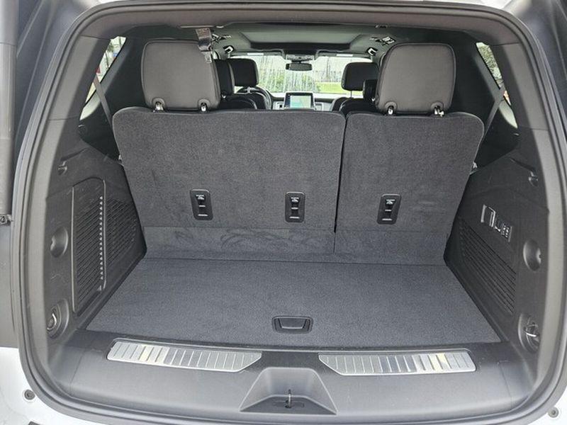 used 2024 Chevrolet Tahoe car, priced at $64,999