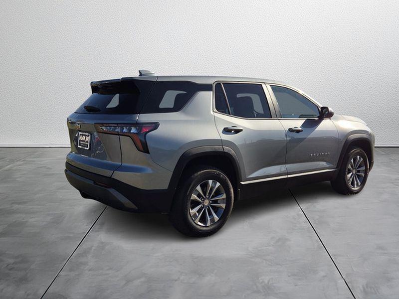 used 2025 Chevrolet Equinox car, priced at $27,900