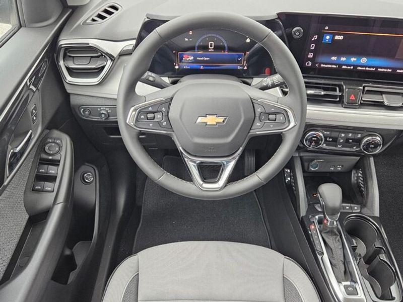 new 2026 Chevrolet TrailBlazer car, priced at $27,070