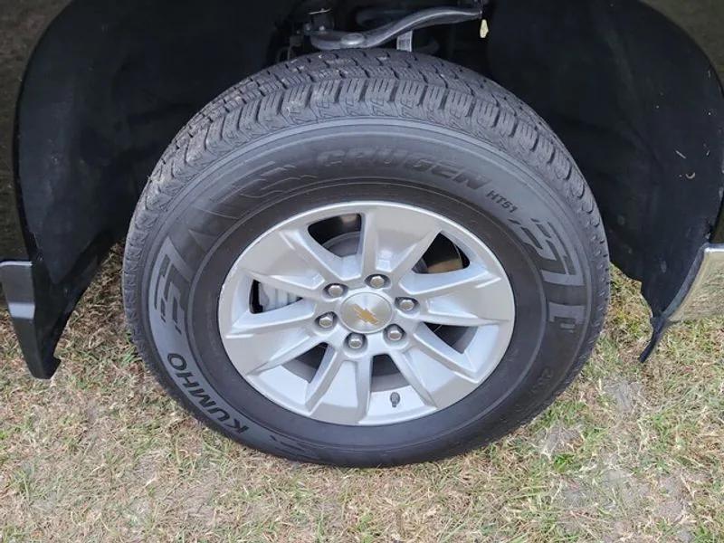 used 2025 Chevrolet Silverado 1500 car, priced at $44,624