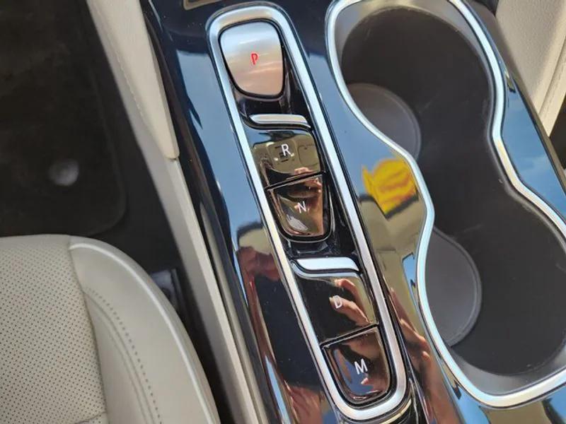 used 2021 Buick Envision car, priced at $28,500