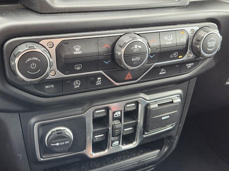 used 2022 Jeep Gladiator car, priced at $34,900