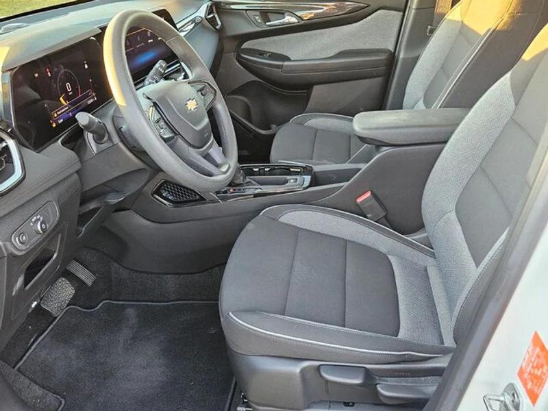 used 2024 Chevrolet TrailBlazer car, priced at $27,991