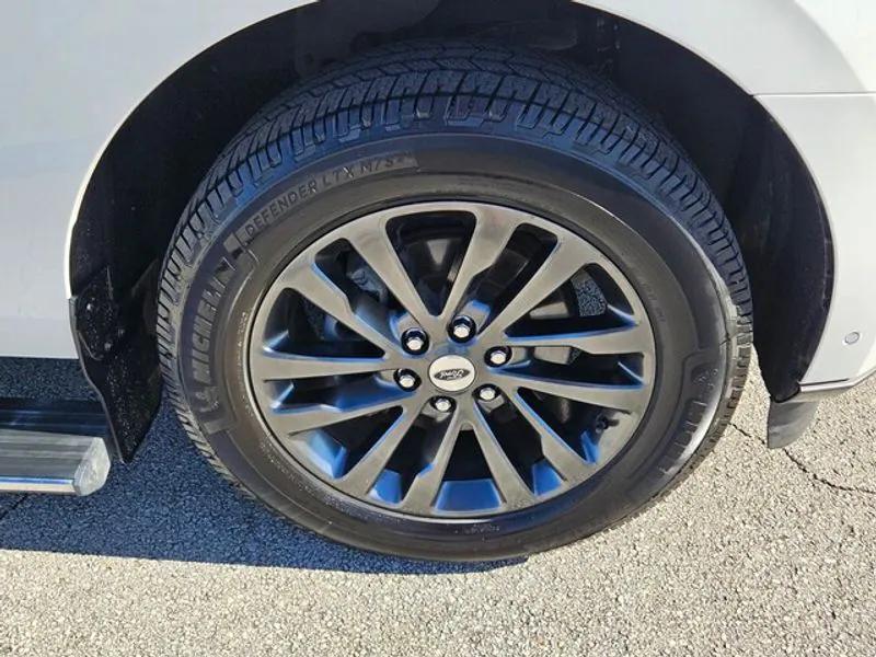 used 2021 Ford Expedition car, priced at $36,999