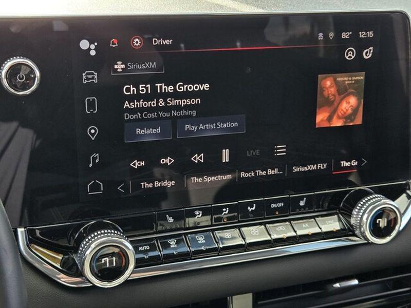 used 2024 GMC Canyon car, priced at $37,605