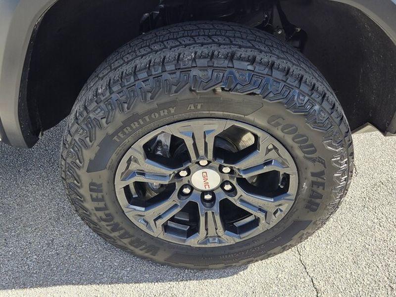 used 2024 GMC Canyon car, priced at $37,605