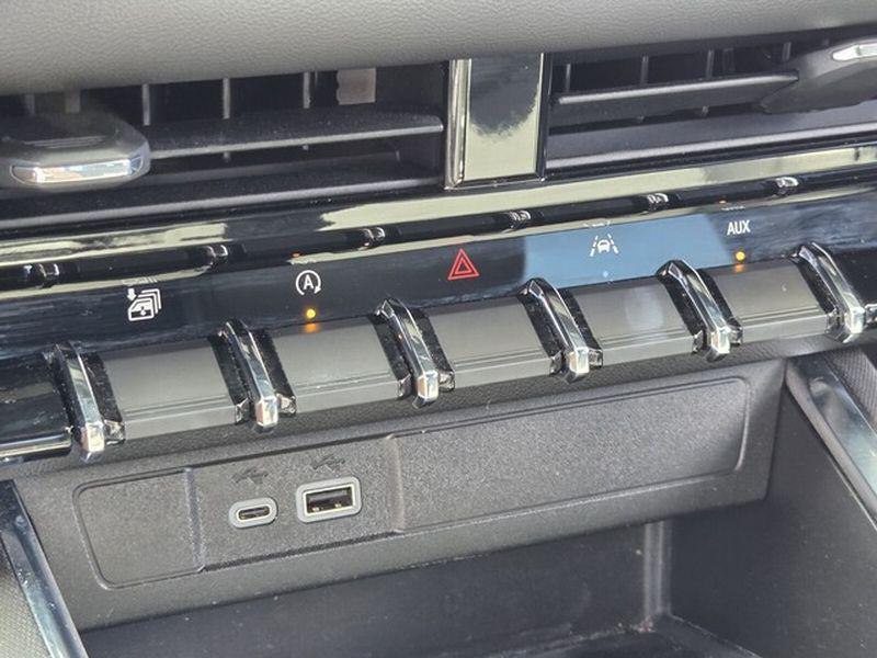 used 2024 GMC Canyon car, priced at $37,605