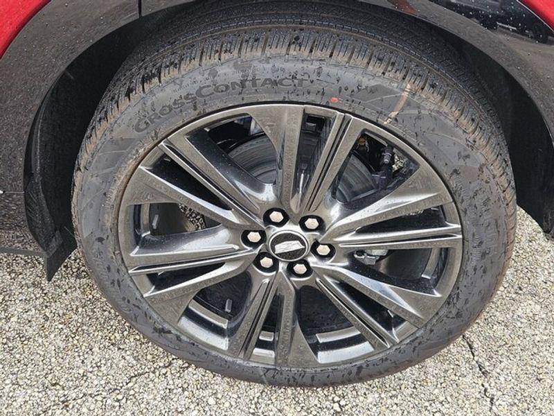 new 2025 Cadillac OPTIQ car, priced at $59,015