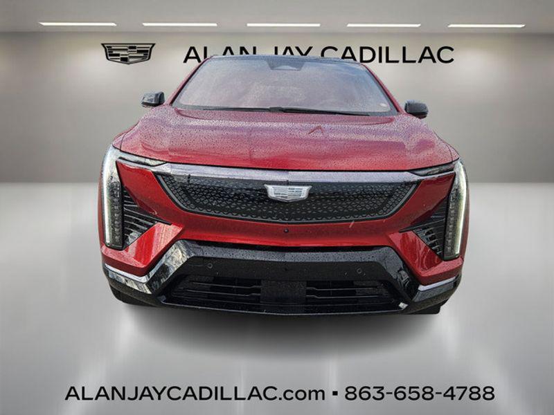new 2025 Cadillac OPTIQ car, priced at $59,015