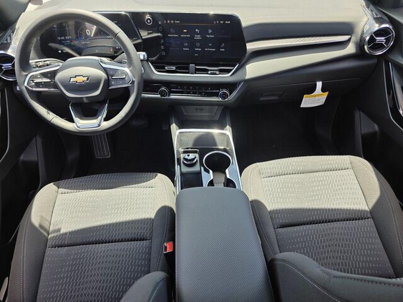 new 2026 Chevrolet Equinox car, priced at $29,795