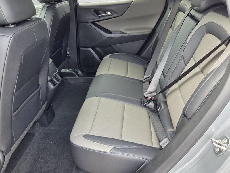 new 2026 Chevrolet Equinox car, priced at $32,345