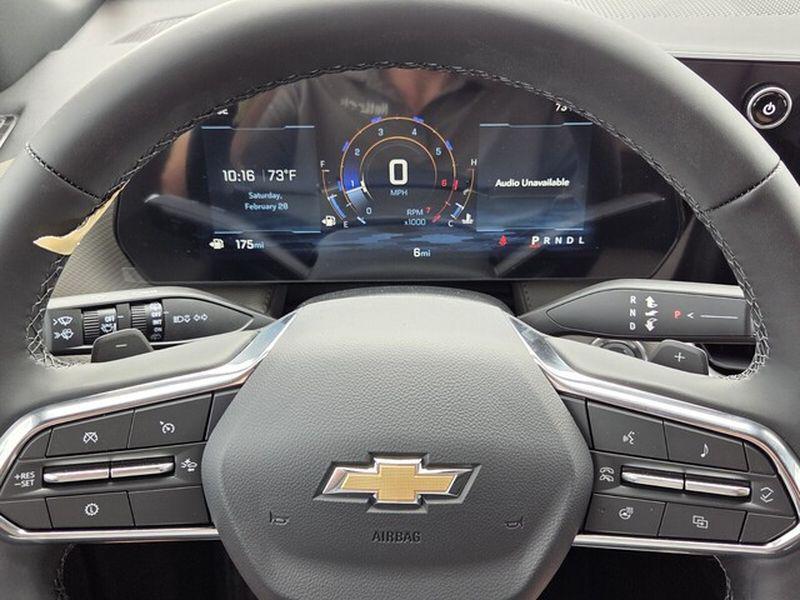 new 2026 Chevrolet Equinox car, priced at $32,345