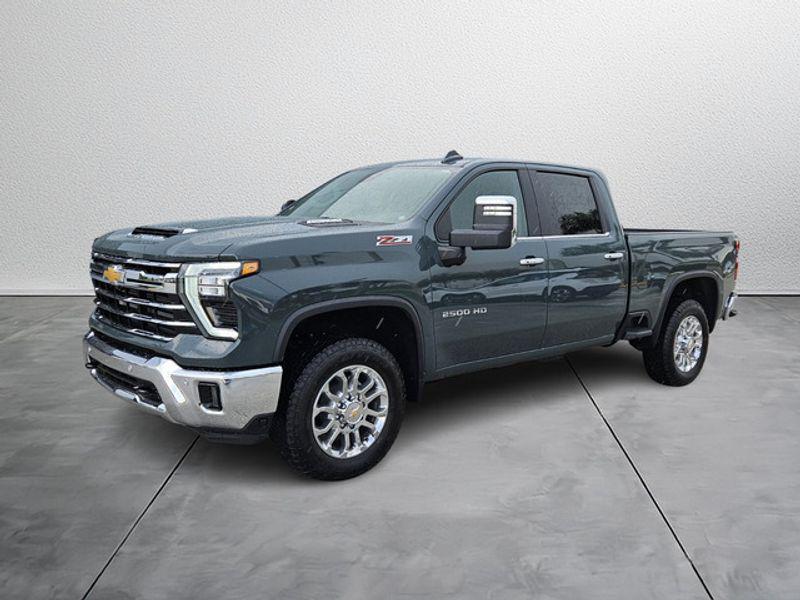 new 2025 Chevrolet Silverado 2500 car, priced at $75,432