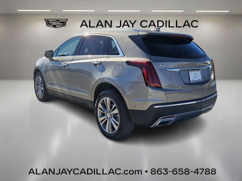 used 2023 Cadillac XT5 car, priced at $32,400