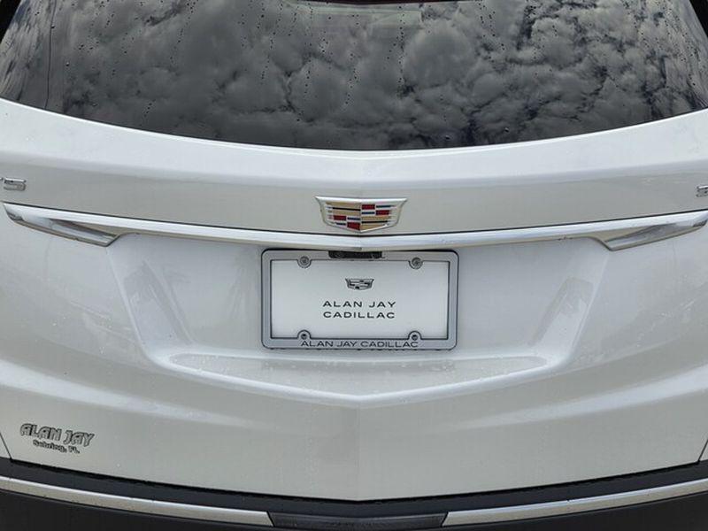 new 2026 Cadillac XT5 car, priced at $55,520