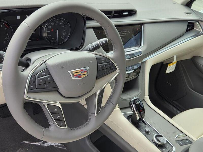 new 2026 Cadillac XT5 car, priced at $55,520