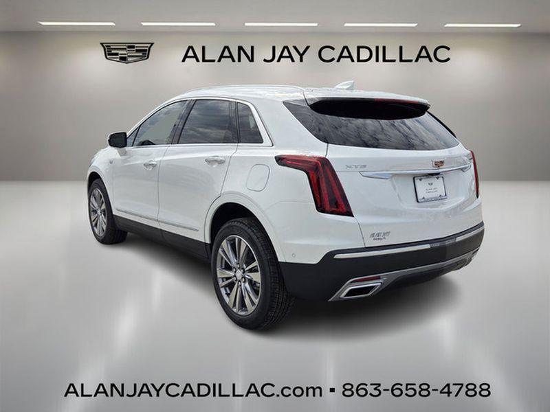 new 2026 Cadillac XT5 car, priced at $55,520