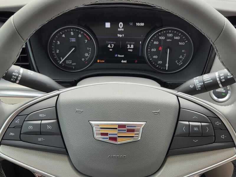 new 2026 Cadillac XT5 car, priced at $55,520