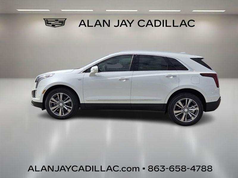 new 2026 Cadillac XT5 car, priced at $55,520