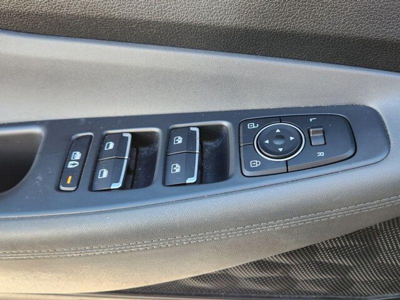 used 2021 Hyundai Santa Fe car, priced at $19,425