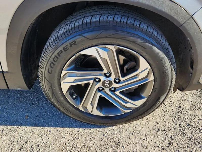 used 2021 Hyundai Santa Fe car, priced at $19,425